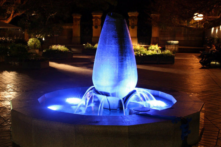 Podświetlenie fontanny
